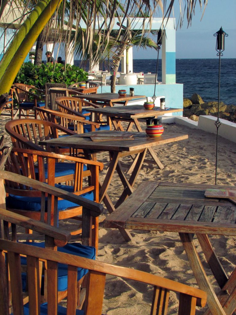 Curaçao-scubalodge&suites-restaurante