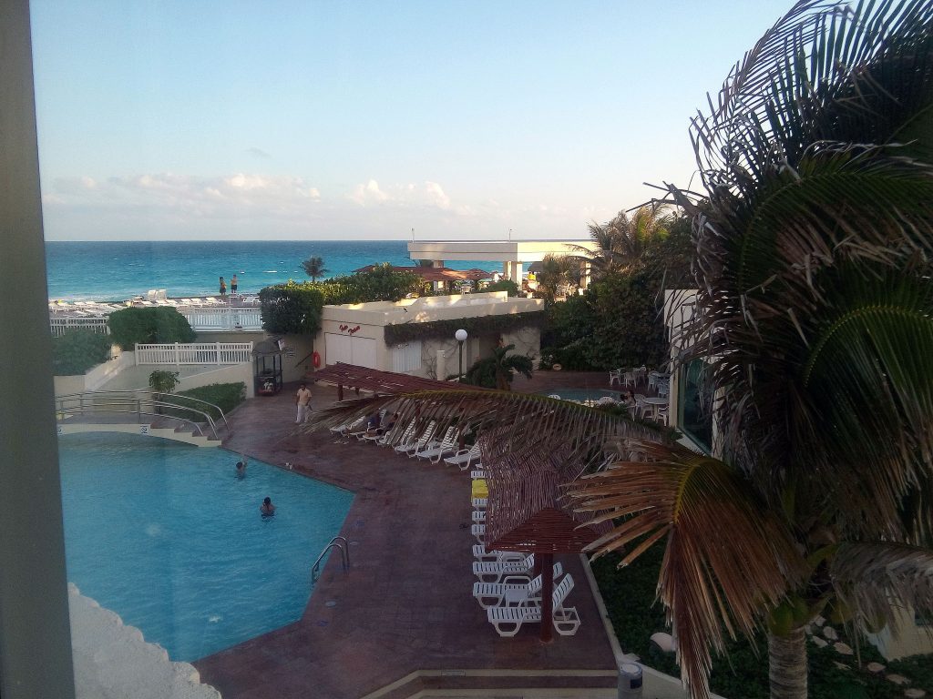 Cancun-piscina